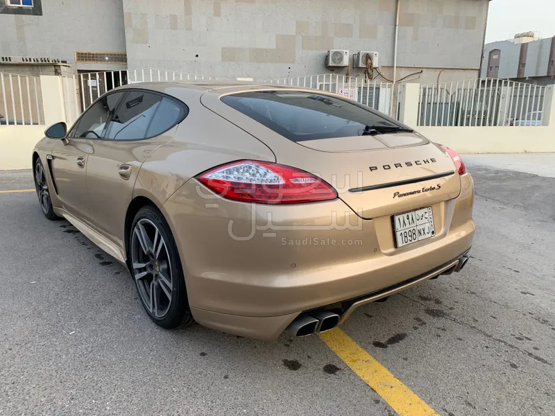 2012 Porsche Panamera Turbo S
