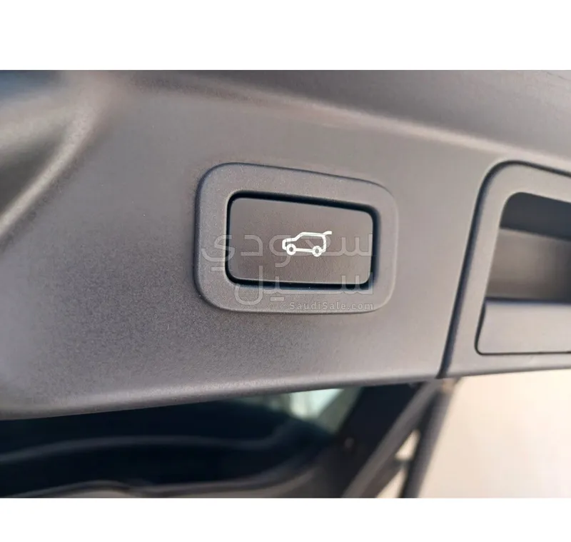 2019 لاند روفر رينج روفر فيلار أر - دايناميك