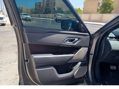 2019 لاند روفر رينج روفر فيلار أر - دايناميك