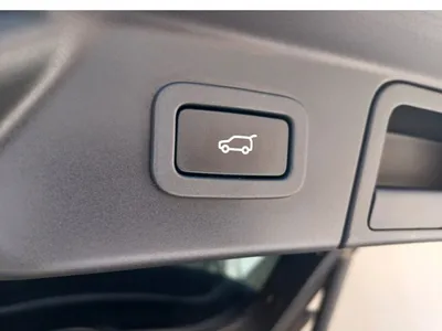 2019 لاند روفر رينج روفر فيلار أر - دايناميك