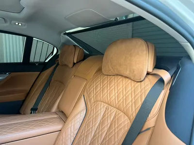 2020 بي ام دبليو الفئة السابعة 750 إل أي إنديفيجوال