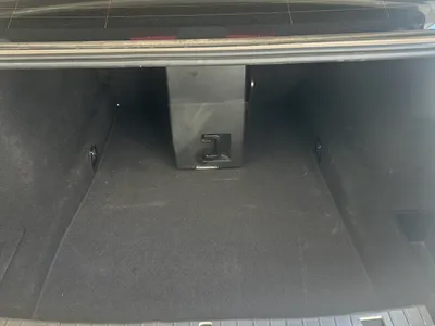 2020 بي ام دبليو الفئة السابعة 750 إل أي إنديفيجوال