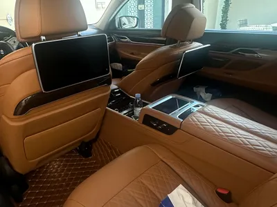 2020 بي ام دبليو الفئة السابعة 750 إل أي إنديفيجوال