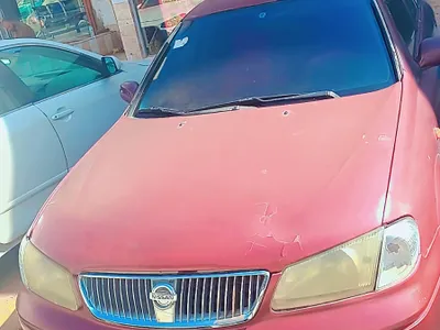 2001 نيسان صني