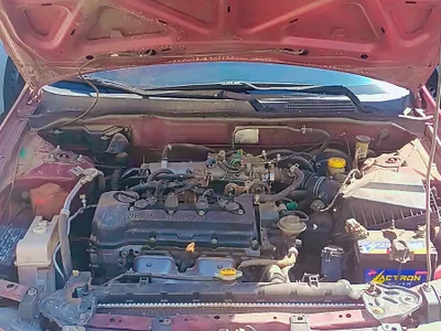 2001 نيسان صني