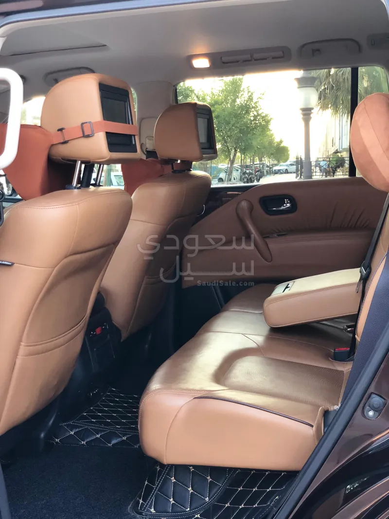 2017 نيسان باترول بلاتينيوم