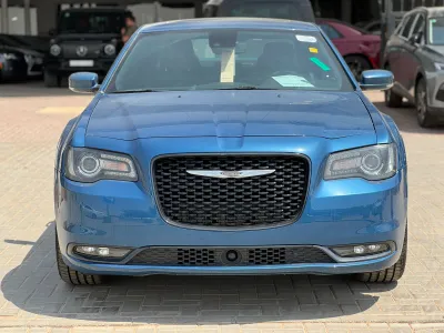 2023 كرايسلر 300 اس