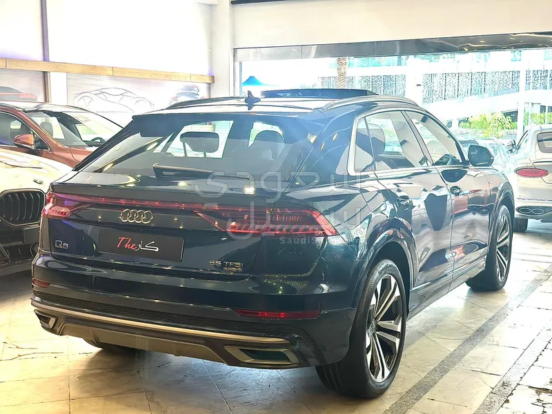 2019 Audi Q8 S Line