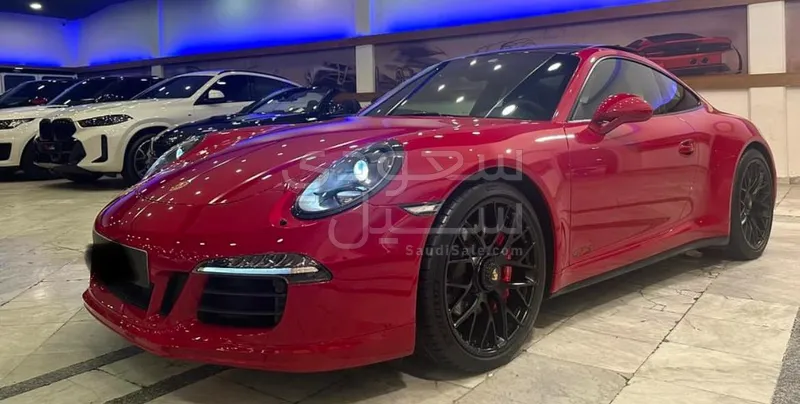 2015 Porsche 911 Carrera 4 GTS