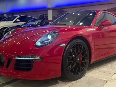 2015 Porsche 911 Carrera 4 GTS