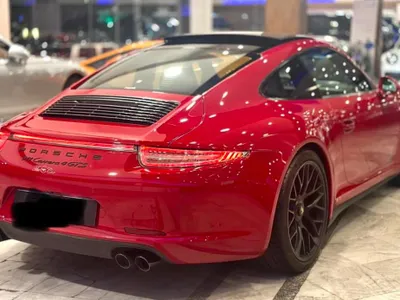 2015 Porsche 911 Carrera 4 GTS