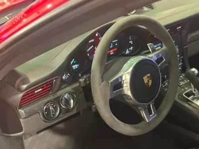 2015 Porsche 911 Carrera 4 GTS