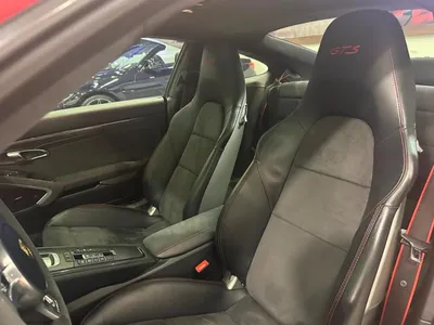 2015 Porsche 911 Carrera 4 GTS