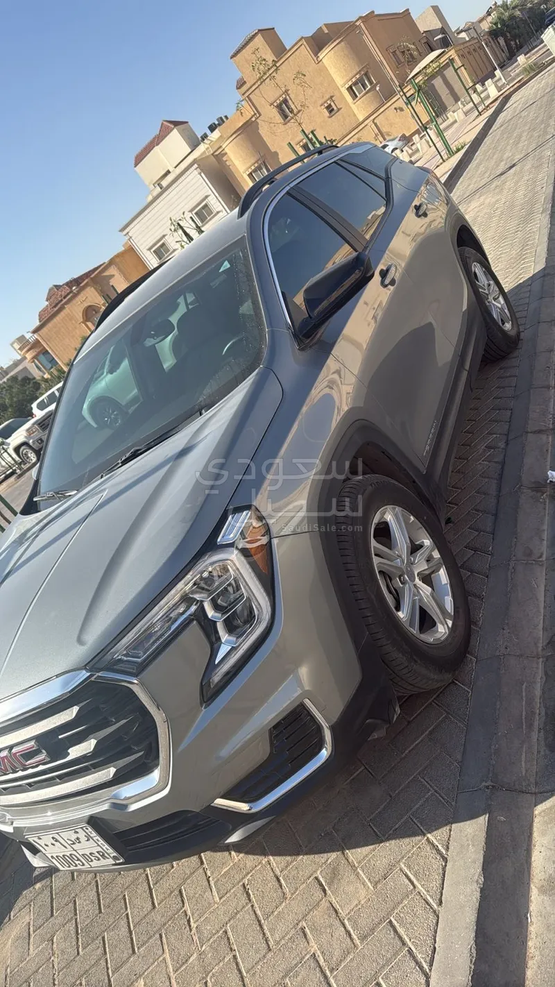 2023 GMC Terrain