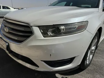 2013 Ford Taurus SEL