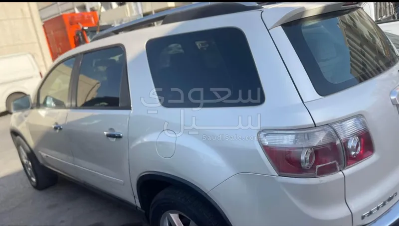 2008 GMC Acadia