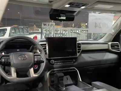 2024 Toyota Sequoia SR5
