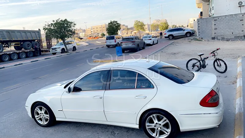 2009 مرسيدس - بنز إي 230