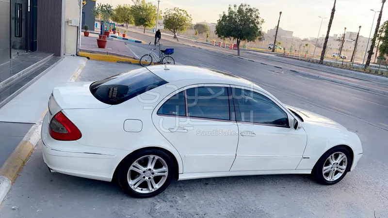 2009 مرسيدس - بنز إي 230