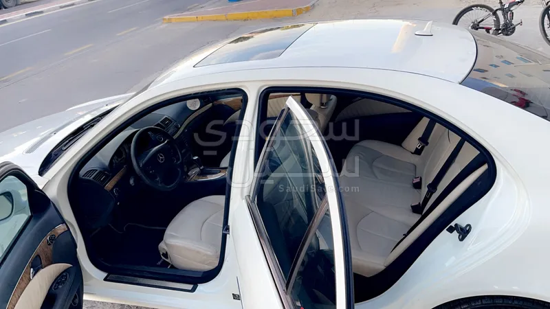 2009 مرسيدس - بنز إي 230