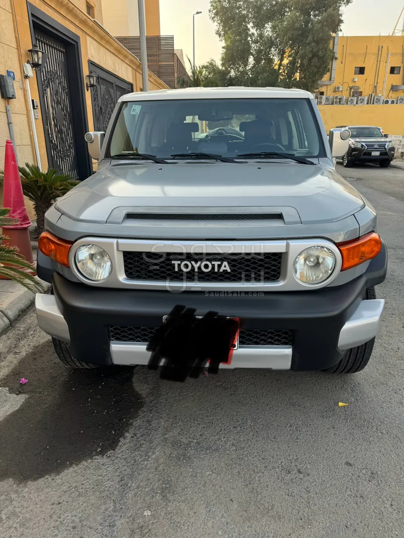 2014 Toyota FJ Cruiser 1
