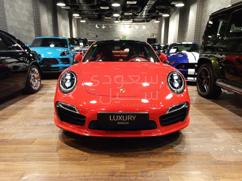 2016 Porsche 911 Carrera Turbo S