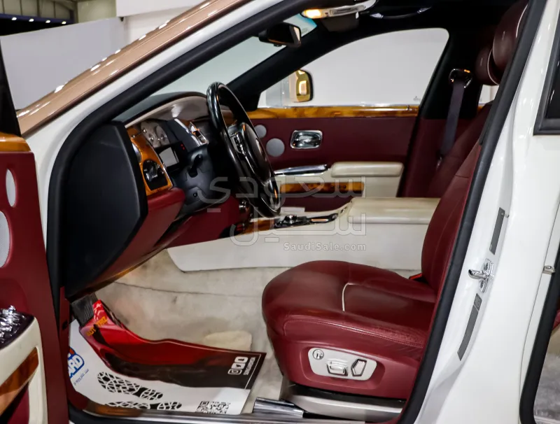 2012 Rolls-Royce Ghost