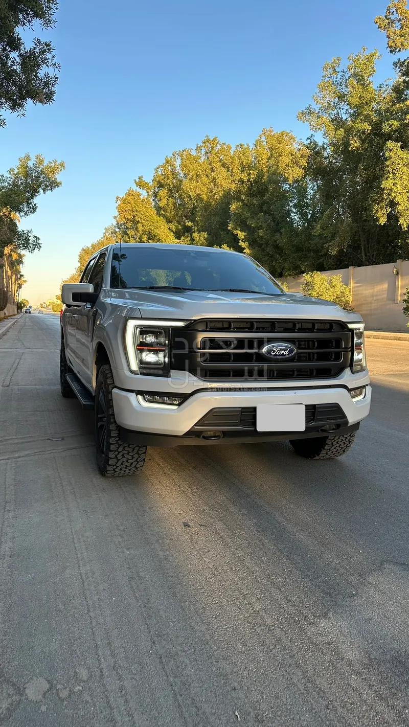 2021 Ford F 150 LARIAT