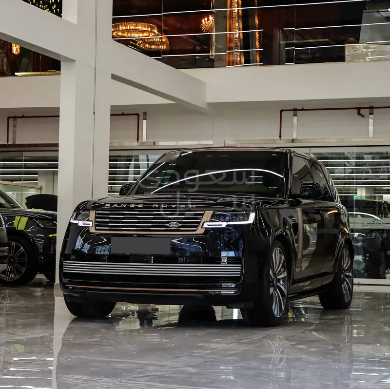 2024 لاند روفر رينج روفر اس في اوتوبيوغرافي