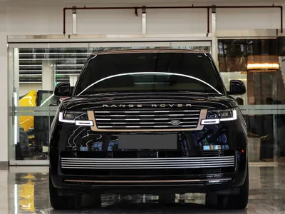 2024 لاند روفر رينج روفر اس في اوتوبيوغرافي