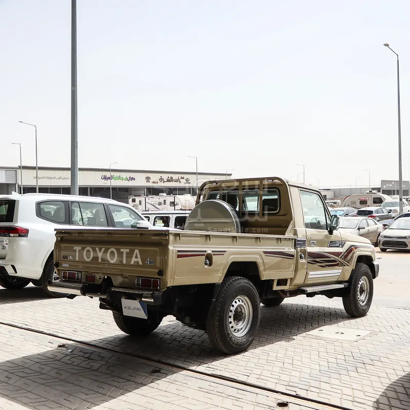2021 تويوتا لاند كروزر شاص