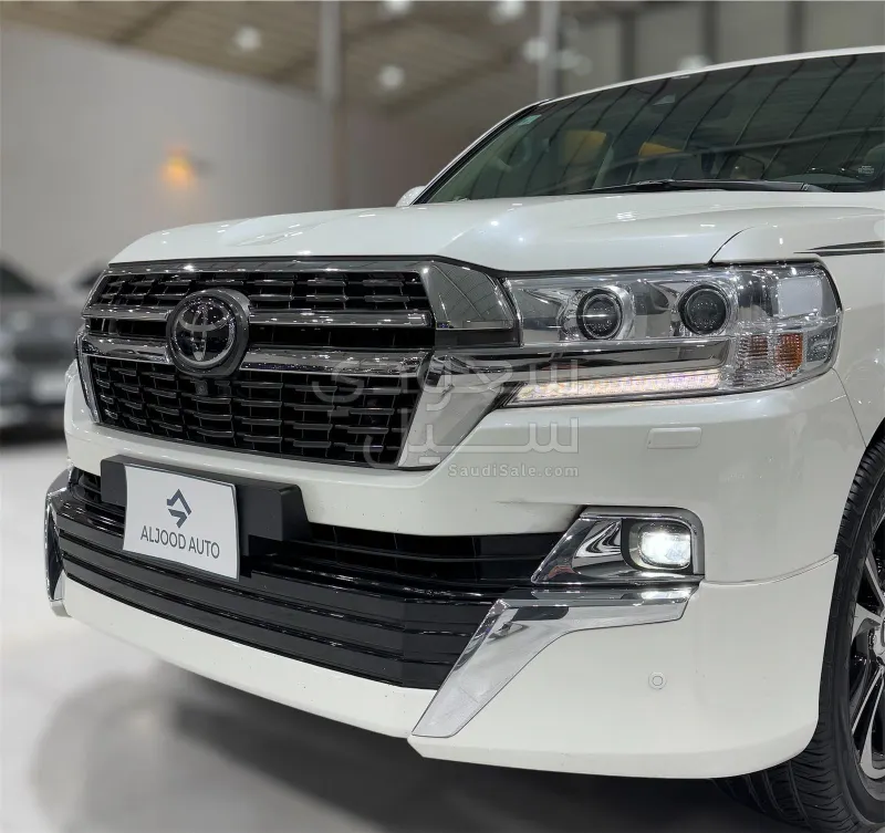 2021 تويوتا لاند كروزر في اكس  اس