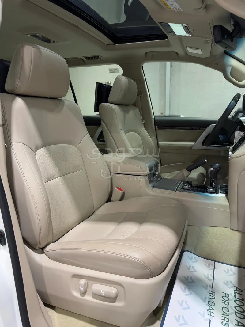 2021 تويوتا لاند كروزر في اكس  اس