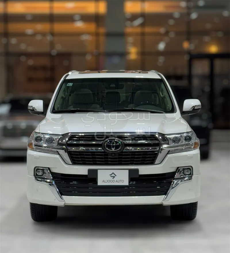 2021 تويوتا لاند كروزر في اكس  اس