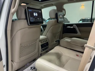 2021 تويوتا لاند كروزر في اكس  اس