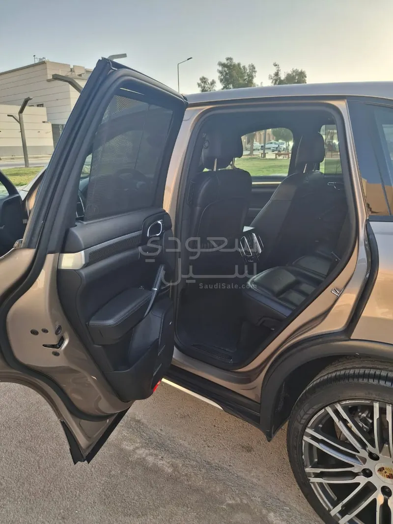 2015 Porsche Cayenne Turbo S