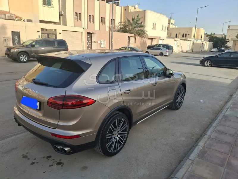 2015 Porsche Cayenne Turbo S