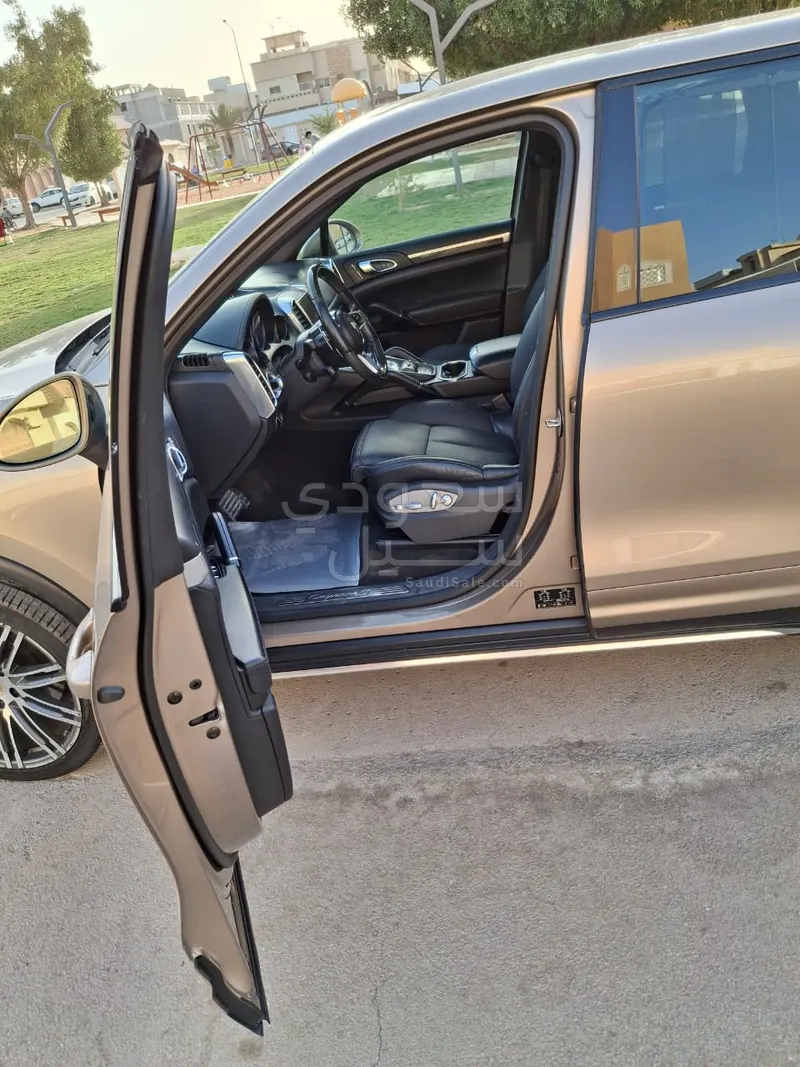 2015 Porsche Cayenne Turbo S