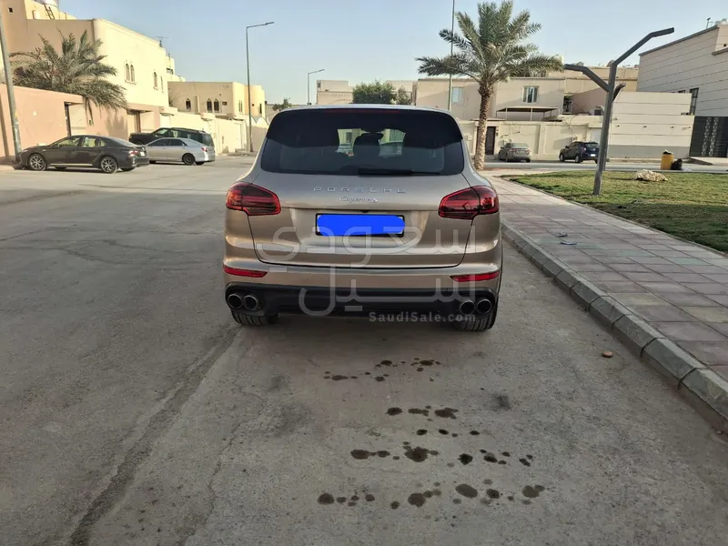 2015 Porsche Cayenne Turbo S