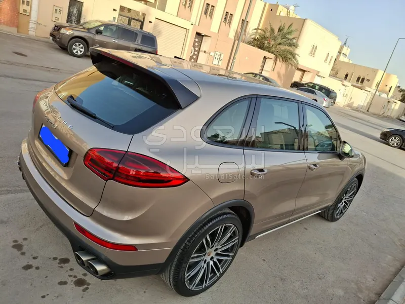 2015 Porsche Cayenne Turbo S