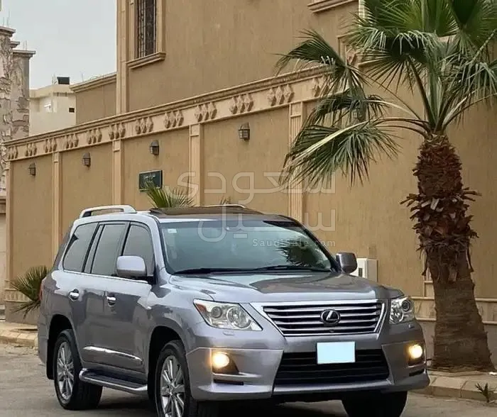2010 Lexus LX 570