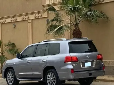 2010 Lexus LX 570