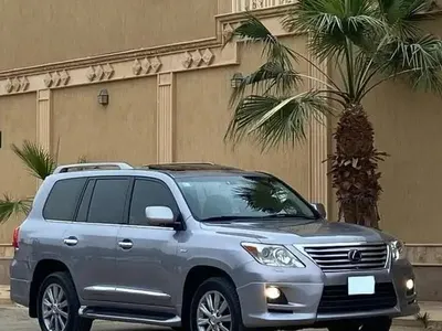2010 Lexus LX 570