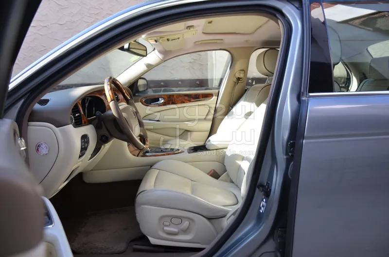 2006 جاكوار اكس جي ال