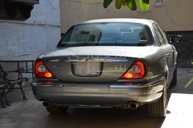 2006 جاكوار اكس جي ال