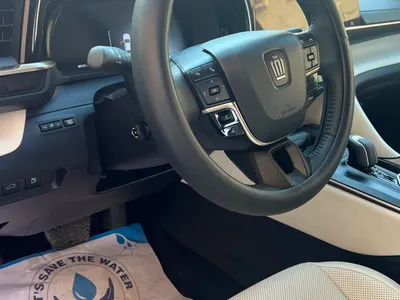 2023 تويوتا كراون بريميوم