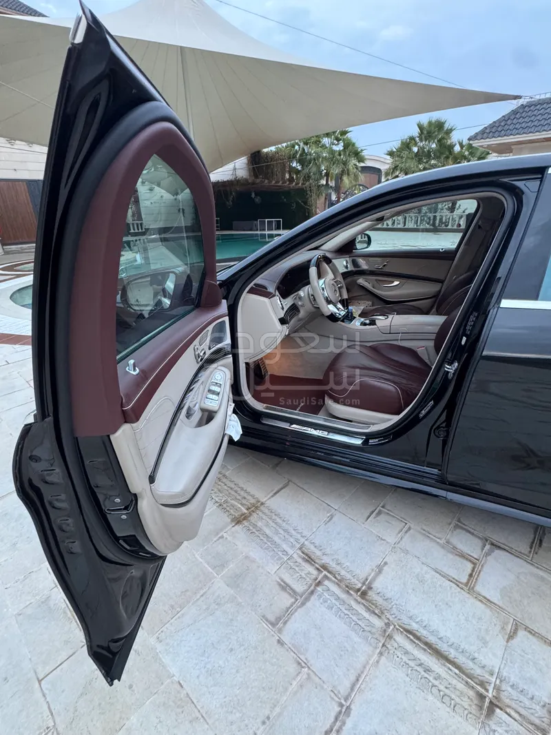 2019 Mercedes-Benz S 63 AMG