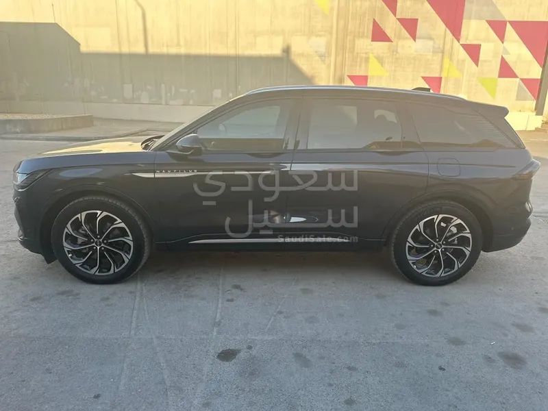 2024 لنكولن نوتيلوس