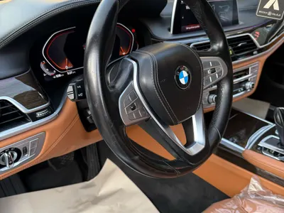 2021 بي ام دبليو الفئة السابعة 730 إل أي