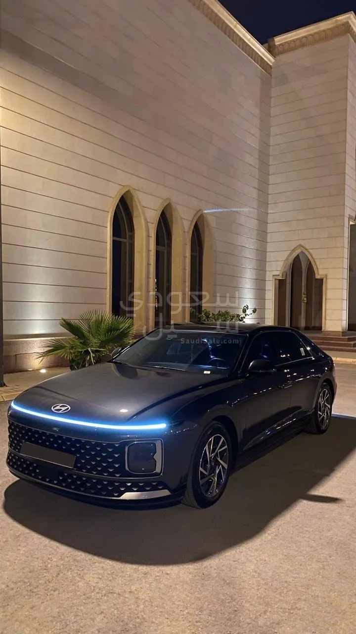 2025 Hyundai Azera Smart